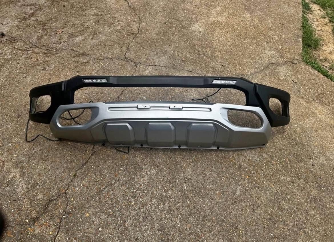 Used RAM Front Bumper Guard with DRL – Fits 2019–2024 RAM Trucks – Complete Wiring Include photo 1 Used RAM Front Bumper Guard with DRL – Fits 2019–2024 RAM Trucks – Complete Wiring Include