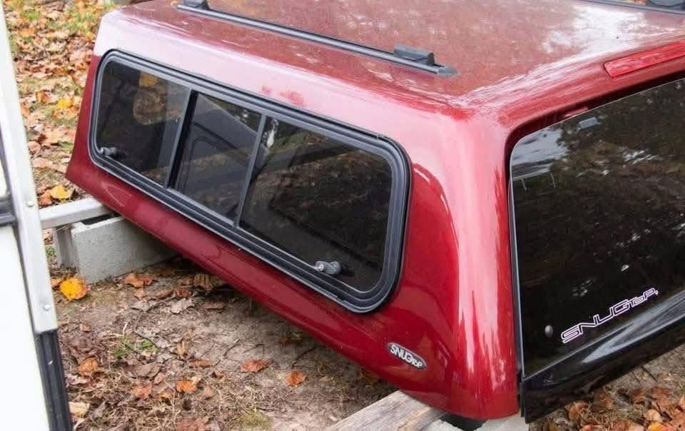 Chevy Truck Cap, 5.7ft bed photo 5 Chevy Truck Cap, 5.7ft bed