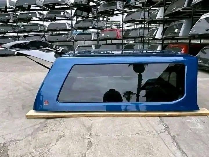 Ford LEER Truck Cap, 6ft bed photo 1 Ford LEER Truck Cap, 6ft bed